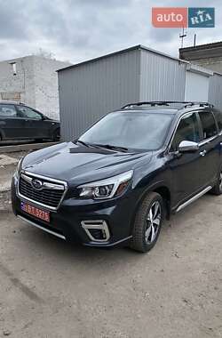 Внедорожник / Кроссовер Subaru Forester 2019 в 
