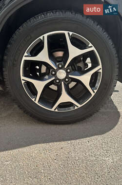 Позашляховик / Кросовер Subaru Forester 2013 в 