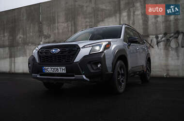 Позашляховик / Кросовер Subaru Forester 2023 в 