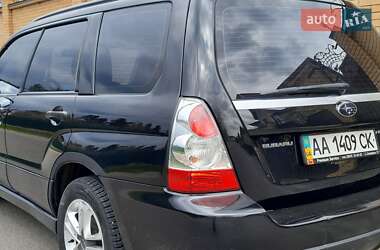 Внедорожник / Кроссовер Subaru Forester 2006 в 