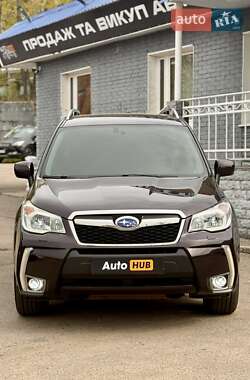 Внедорожник / Кроссовер Subaru Forester 2013 в 