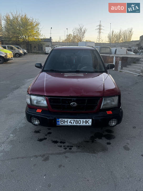 Позашляховик / Кросовер Subaru Forester 1997 в Одесі
