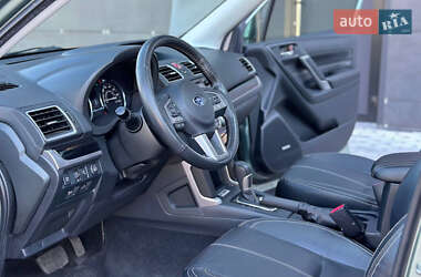 Внедорожник / Кроссовер Subaru Forester 2017 в 