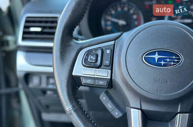 Внедорожник / Кроссовер Subaru Forester 2017 в 