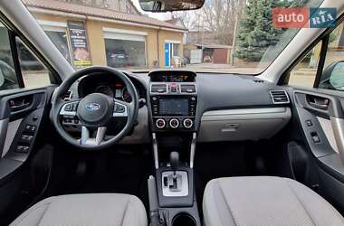 Внедорожник / Кроссовер Subaru Forester 2017 в 