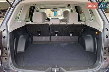 Внедорожник / Кроссовер Subaru Forester 2017 в 