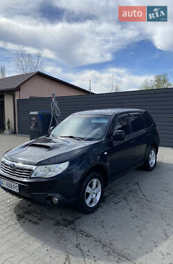 Внедорожник / Кроссовер Subaru Forester 2009 в 