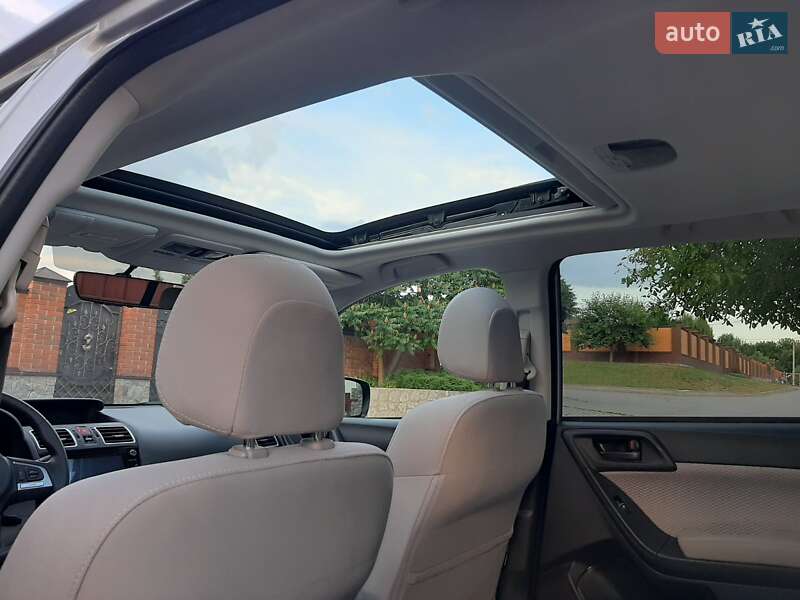 Внедорожник / Кроссовер Subaru Forester 2016 в Полтаве