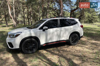 Позашляховик / Кросовер Subaru Forester 2019 в 