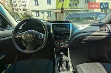 Позашляховик / Кросовер Subaru Forester 2011 в 