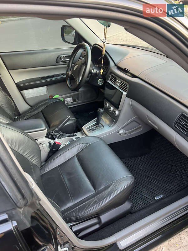 Позашляховик / Кросовер Subaru Forester 2006 в Чернігові