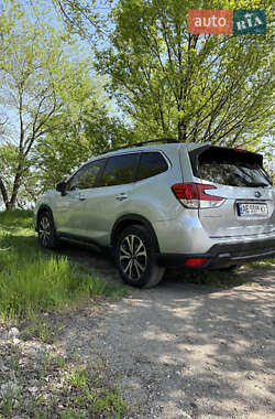 Внедорожник / Кроссовер Subaru Forester 2018 в 