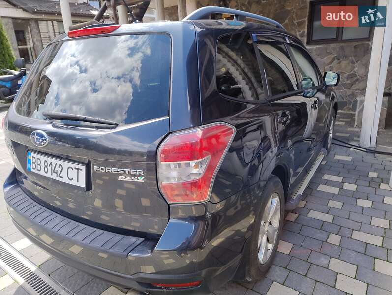 Позашляховик / Кросовер Subaru Forester 2014 в Івано-Франківську
