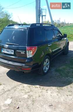 Внедорожник / Кроссовер Subaru Forester 2010 в 