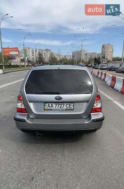Внедорожник / Кроссовер Subaru Forester 2007 в 