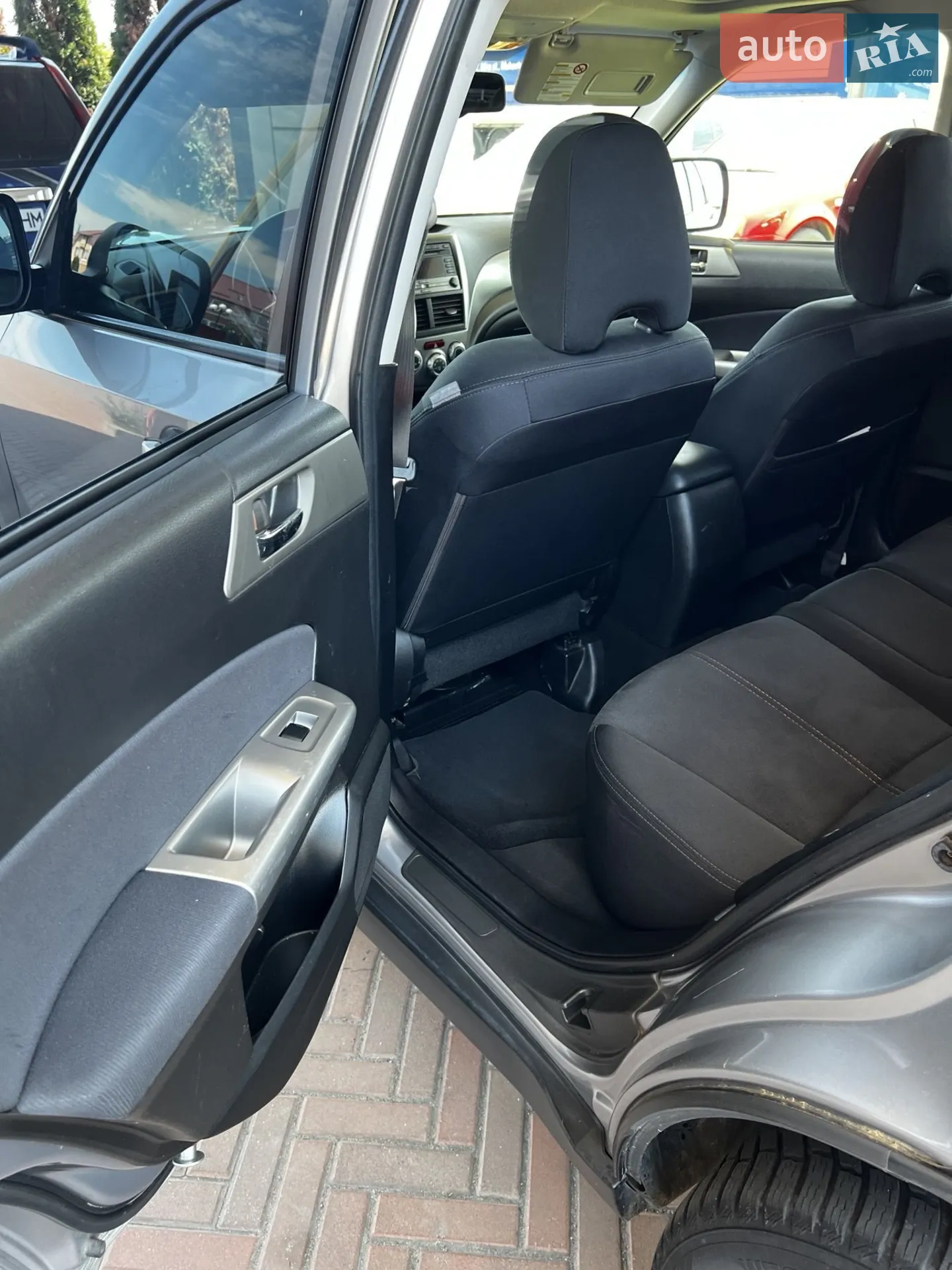 2010 Subaru Forester - мініатюра 16