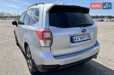 Внедорожник / Кроссовер Subaru Forester 2017 в 
