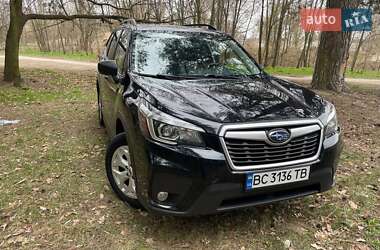 Внедорожник / Кроссовер Subaru Forester 2019 в 