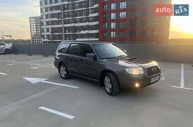 Внедорожник / Кроссовер Subaru Forester 2006 в 