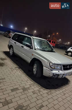 Внедорожник / Кроссовер Subaru Forester 1997 в 