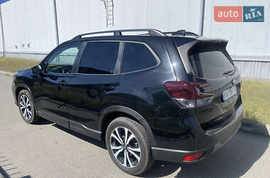 Внедорожник / Кроссовер Subaru Forester 2018 в 
