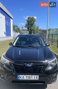 Внедорожник / Кроссовер Subaru Forester 2018 в 