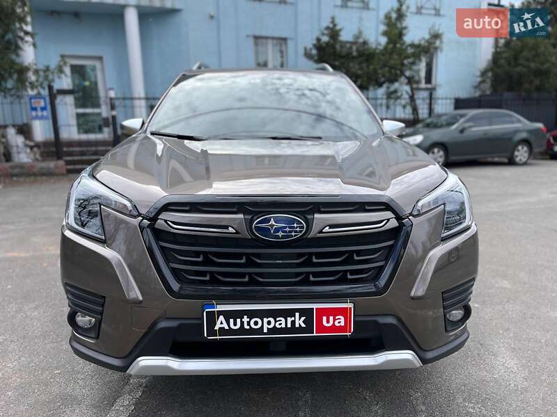 Позашляховик / Кросовер Subaru Forester 2022 в Києві