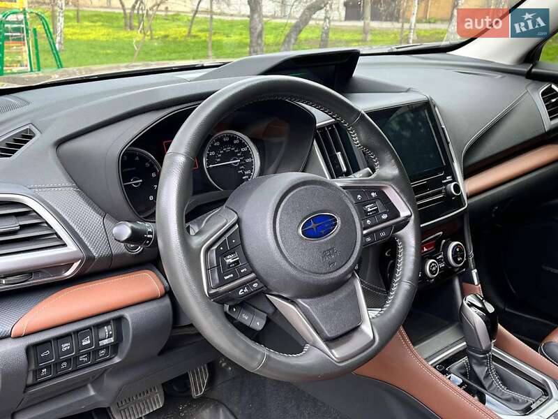 Позашляховик / Кросовер Subaru Forester 2022 в Києві