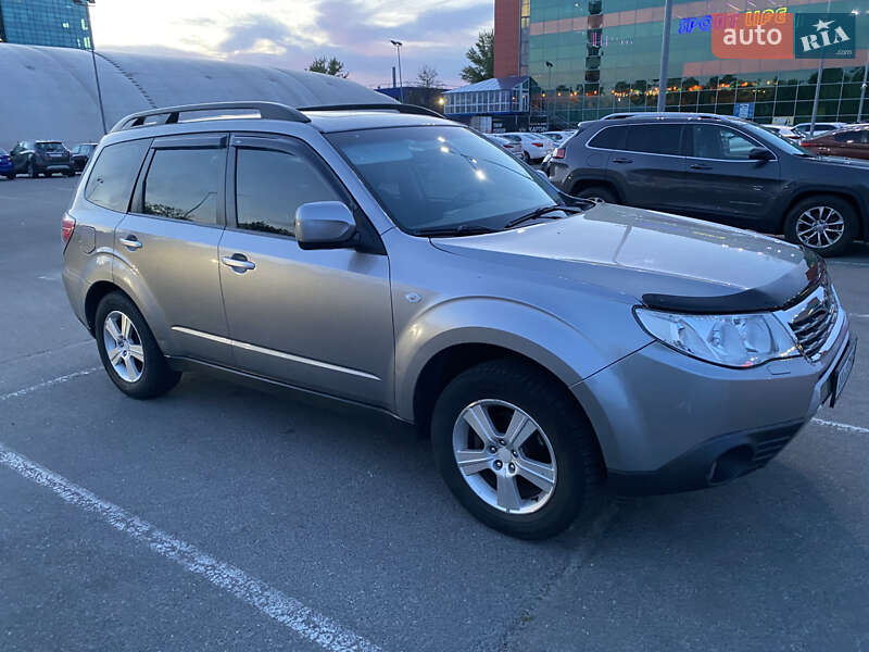 Внедорожник / Кроссовер Subaru Forester 2008 в Киеве