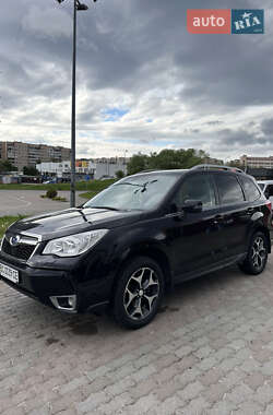 Внедорожник / Кроссовер Subaru Forester 2014 в 
