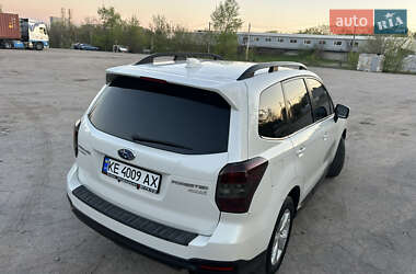 Позашляховик / Кросовер Subaru Forester 2016 в 