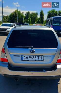 Внедорожник / Кроссовер Subaru Forester 2006 в 