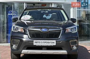 Позашляховик / Кросовер Subaru Forester 2018 в 