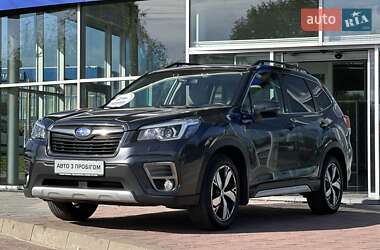Внедорожник / Кроссовер Subaru Forester 2018 в Хмельницком