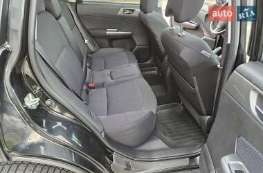 Позашляховик / Кросовер Subaru Forester 2010 в 