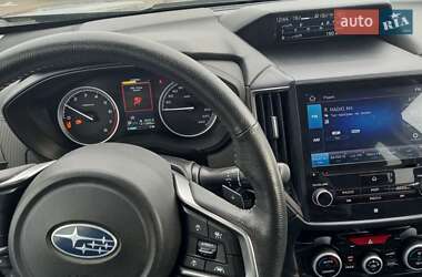 Внедорожник / Кроссовер Subaru Forester 2018 в 