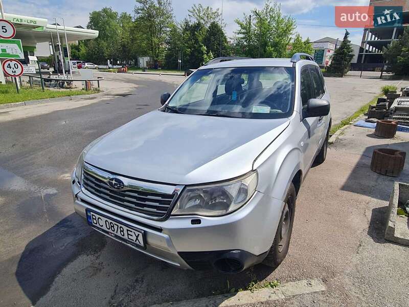 Внедорожник / Кроссовер Subaru Forester 2008 в 