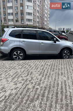 Позашляховик / Кросовер Subaru Forester 2017 в 