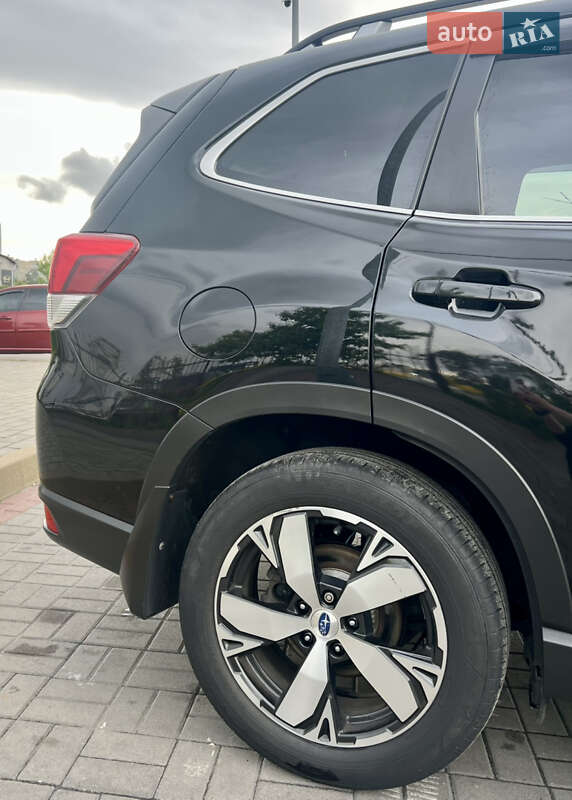 Внедорожник / Кроссовер Subaru Forester 2018 в Киеве