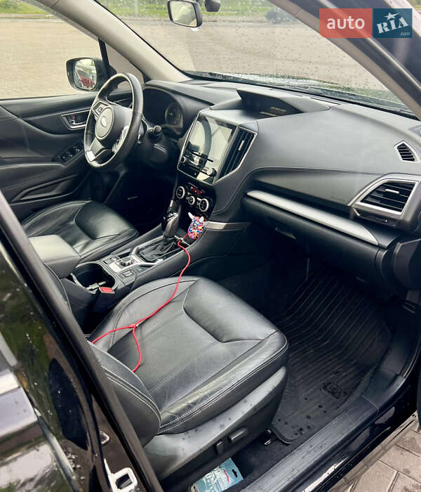 Внедорожник / Кроссовер Subaru Forester 2018 в Киеве