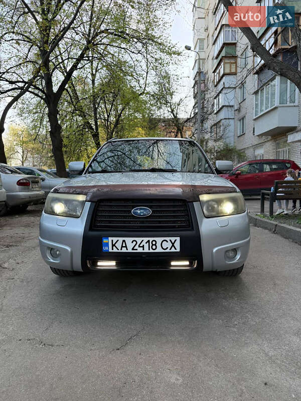Внедорожник / Кроссовер Subaru Forester 2006 в Киеве