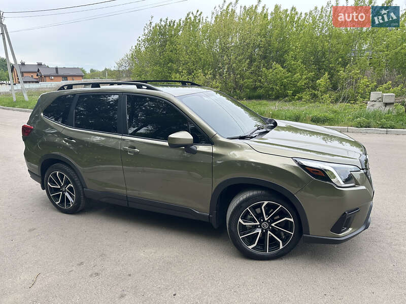 Внедорожник / Кроссовер Subaru Forester 2023 в Сумах