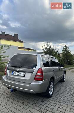 Позашляховик / Кросовер Subaru Forester 2005 в 