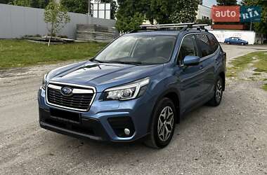 Внедорожник / Кроссовер Subaru Forester 2019 в Киеве