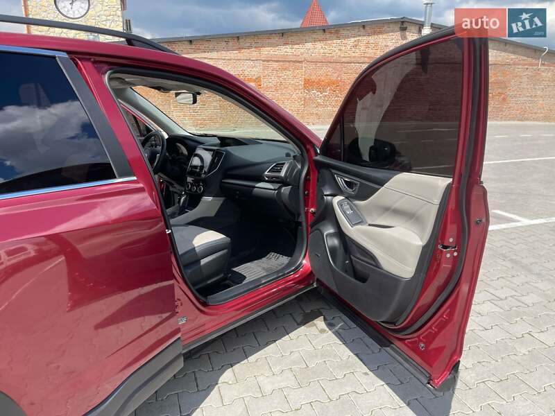 Позашляховик / Кросовер Subaru Forester 2020 в Тернополі