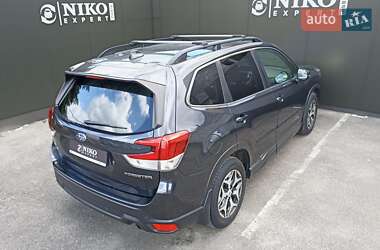 Внедорожник / Кроссовер Subaru Forester 2018 в 