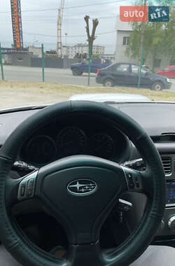 Внедорожник / Кроссовер Subaru Forester 2006 в 