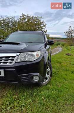 Внедорожник / Кроссовер Subaru Forester 2012 в Надворной