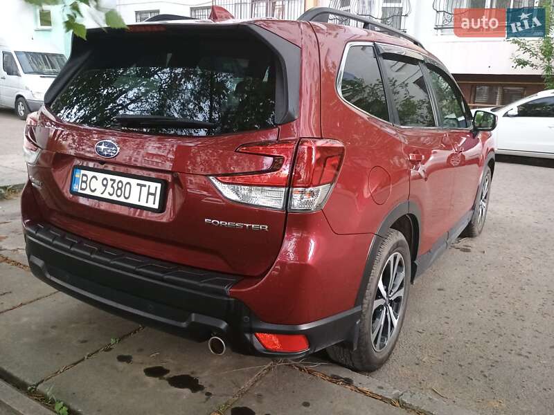 Внедорожник / Кроссовер Subaru Forester 2021 в 