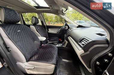Внедорожник / Кроссовер Subaru Forester 2015 в 